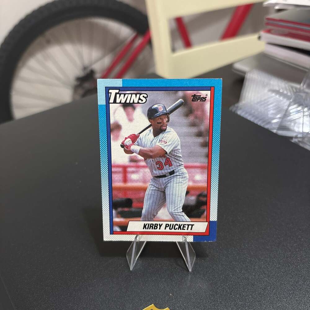 1990 Topps Kirby Puckett Baseball Card #700